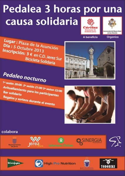 Pedaleo solidario en la Plaza de la Asunción