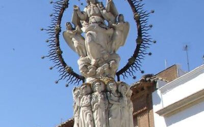 Ofrenda de Flores al Monumento de la Asunción